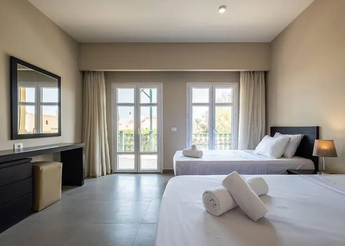 Ocean View: Spacious 2-bed *