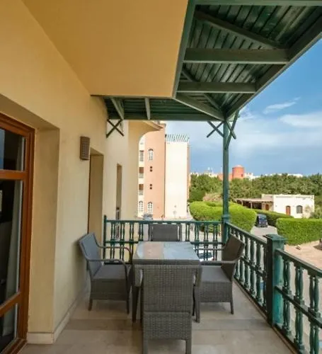 Ocean View: Spacious 2-bed Appartement *